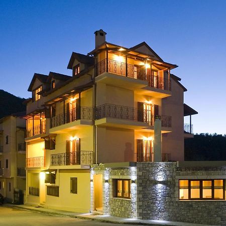 Kalavrita Krinides Apartment And Attics ภายนอก รูปภาพ