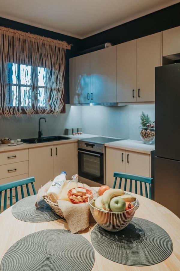 Kalavrita Krinides Apartment And Attics ภายนอก รูปภาพ
