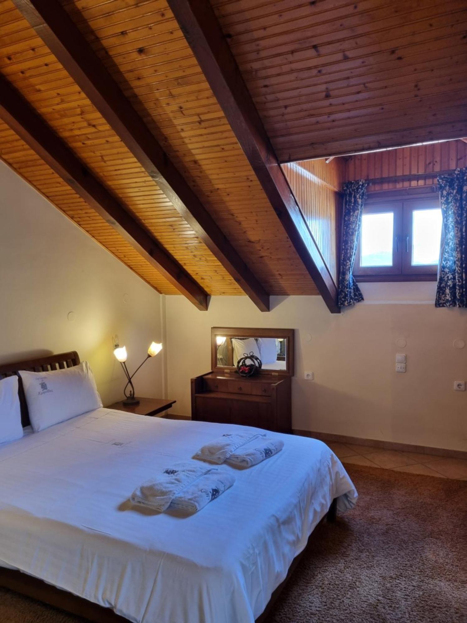 Kalavrita Krinides Apartment And Attics ภายนอก รูปภาพ